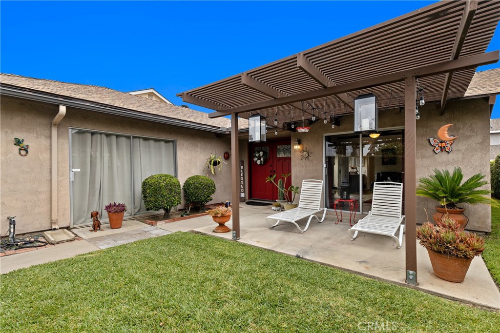 Properties 2 1724 N Oakwood Avenue