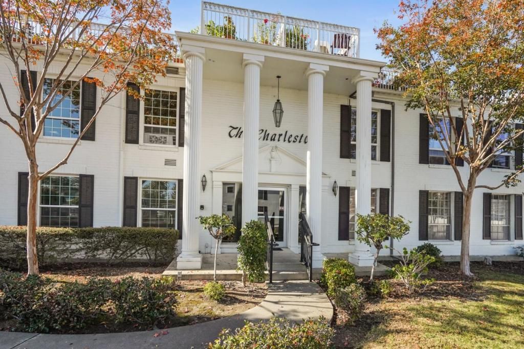 listing image 130721711531792389317