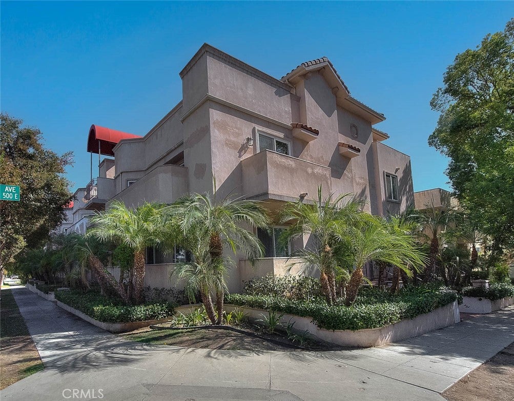 572 E San Jose Avenue 104