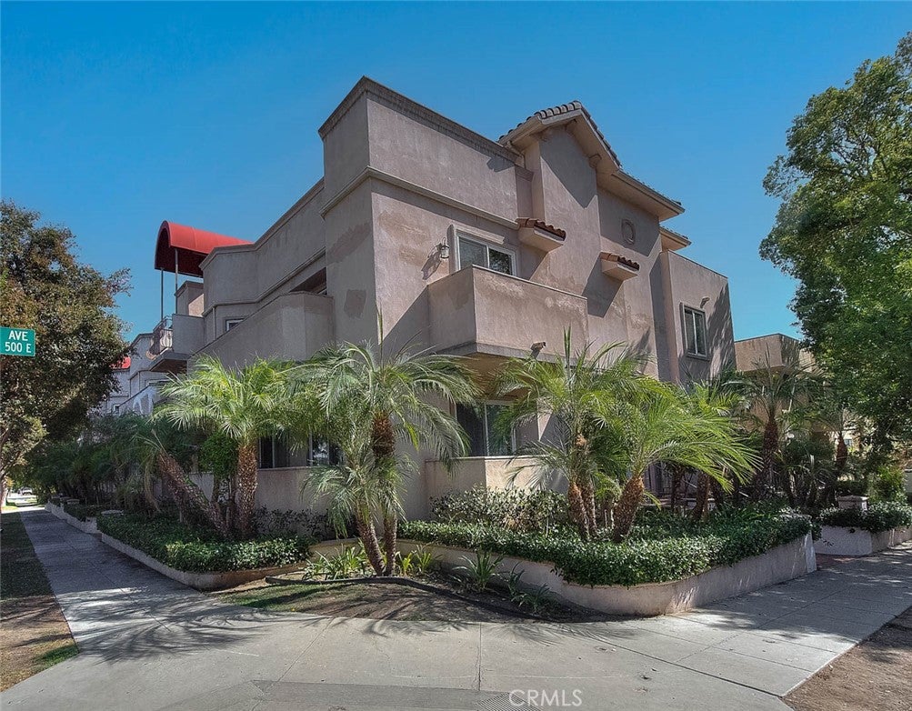 572 E San Jose Avenue 104