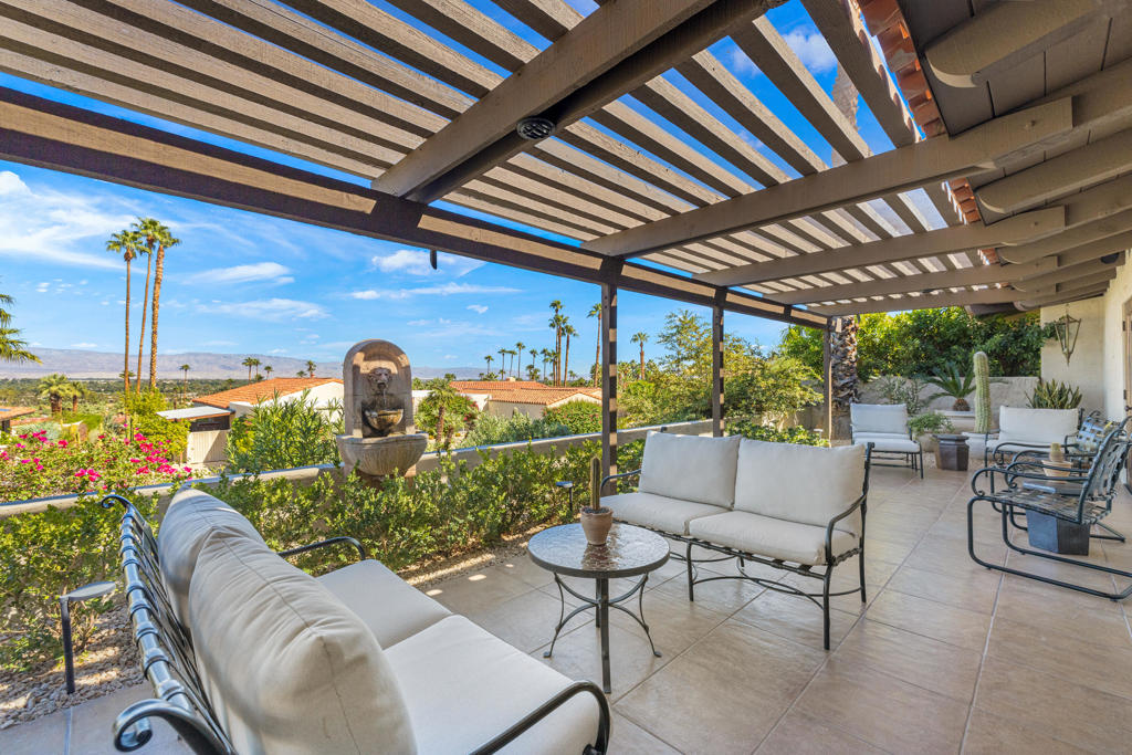 Thunderbird Villas - Residential