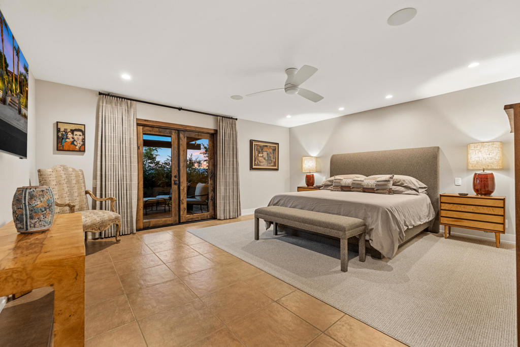 Thunderbird Villas - Residential