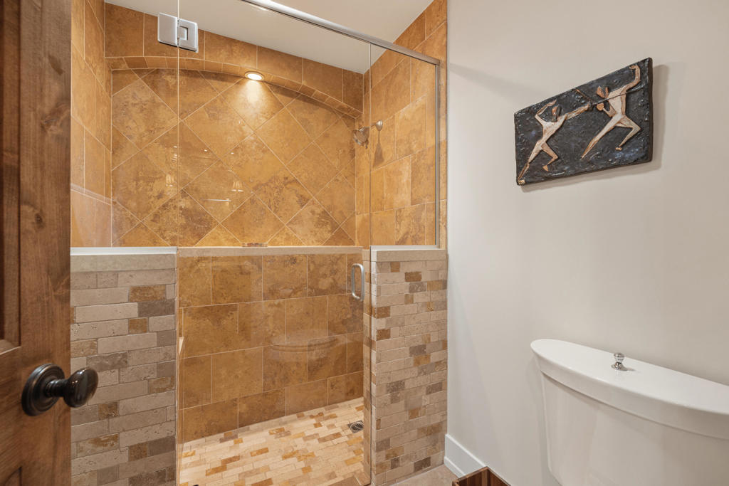 Thunderbird Villas - Residential