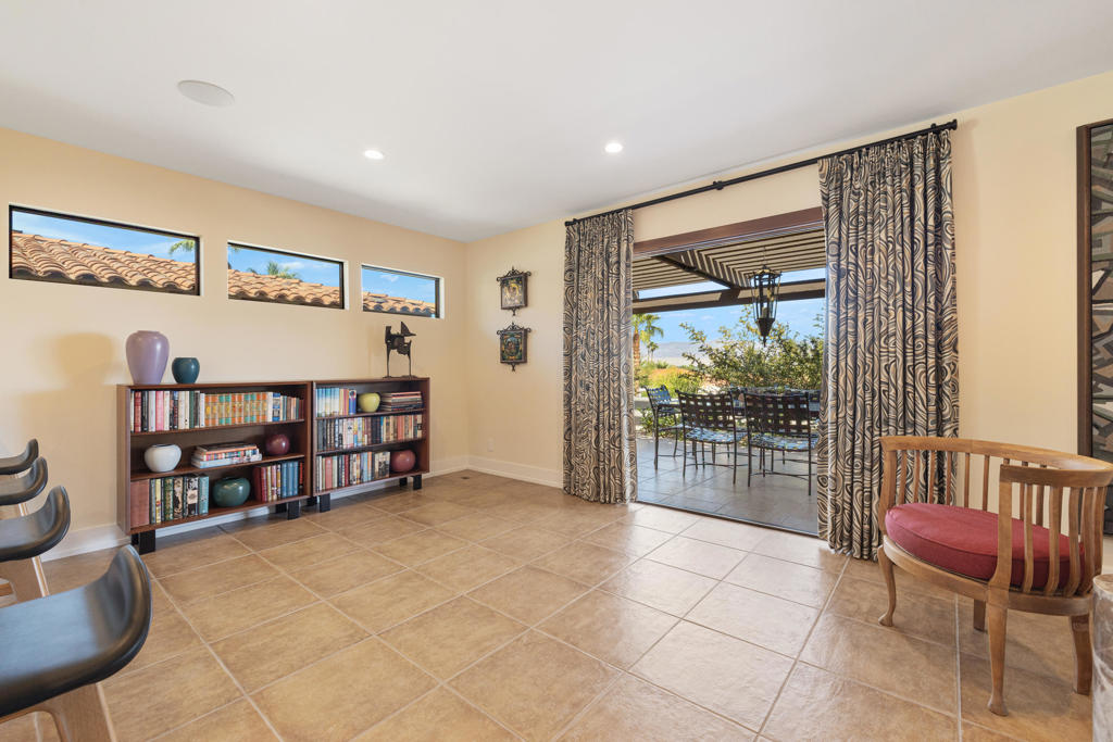 Thunderbird Villas - Residential