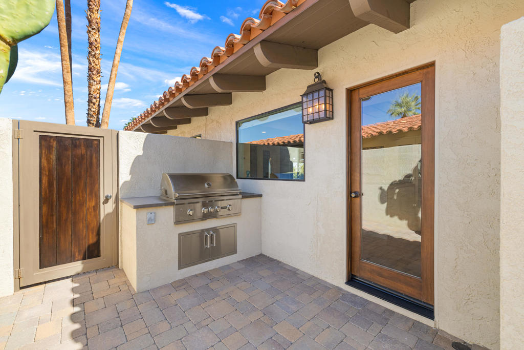 Thunderbird Villas - Residential
