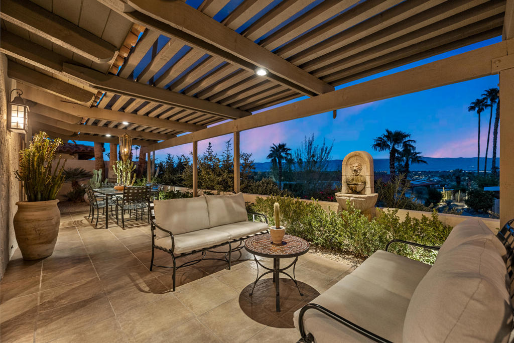 Thunderbird Villas - Residential