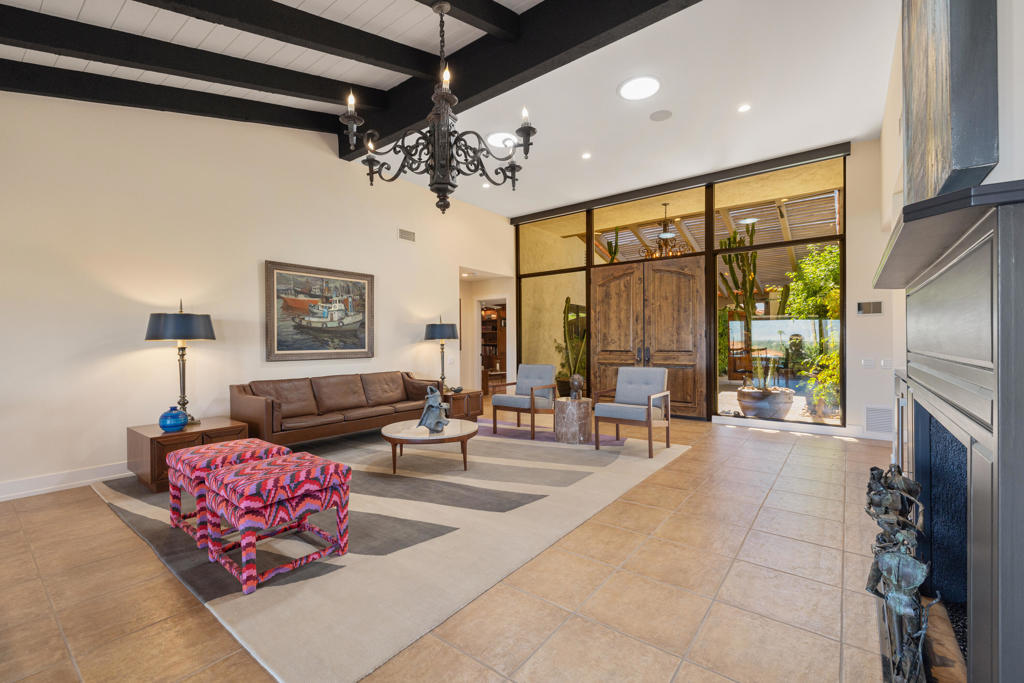Thunderbird Villas - Residential