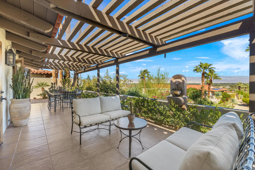 Thunderbird Villas - Residential