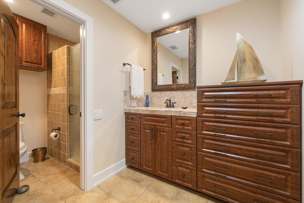 Thunderbird Villas - Residential