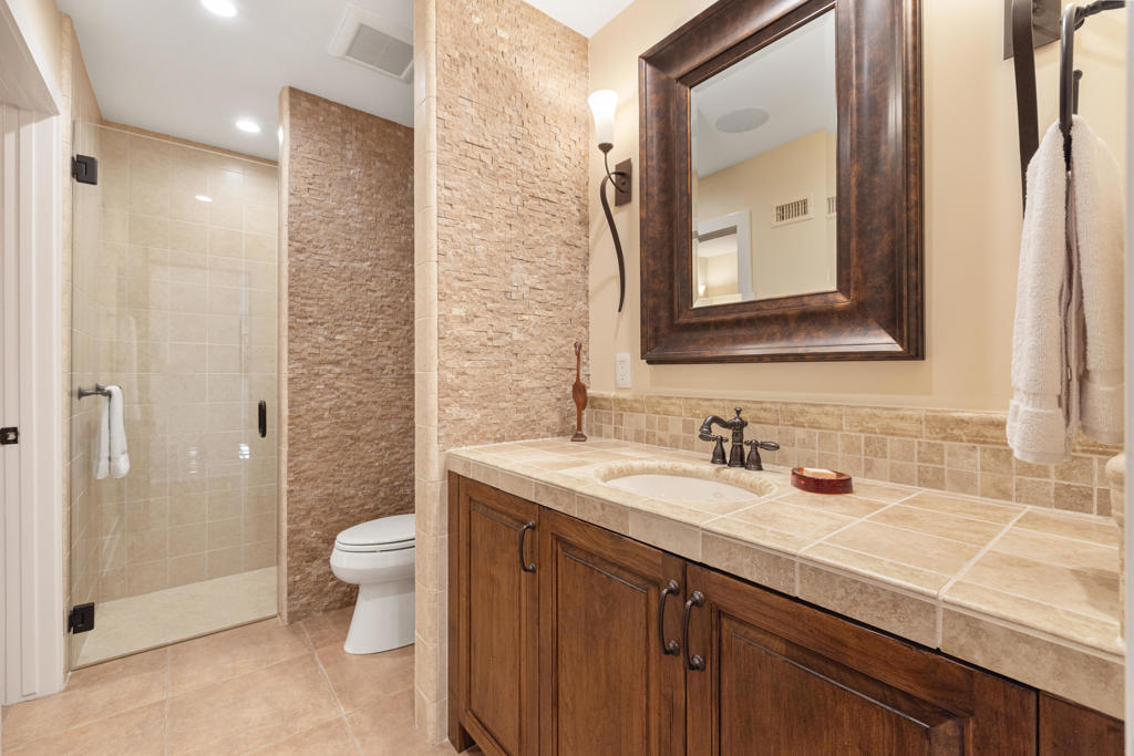 Thunderbird Villas - Residential