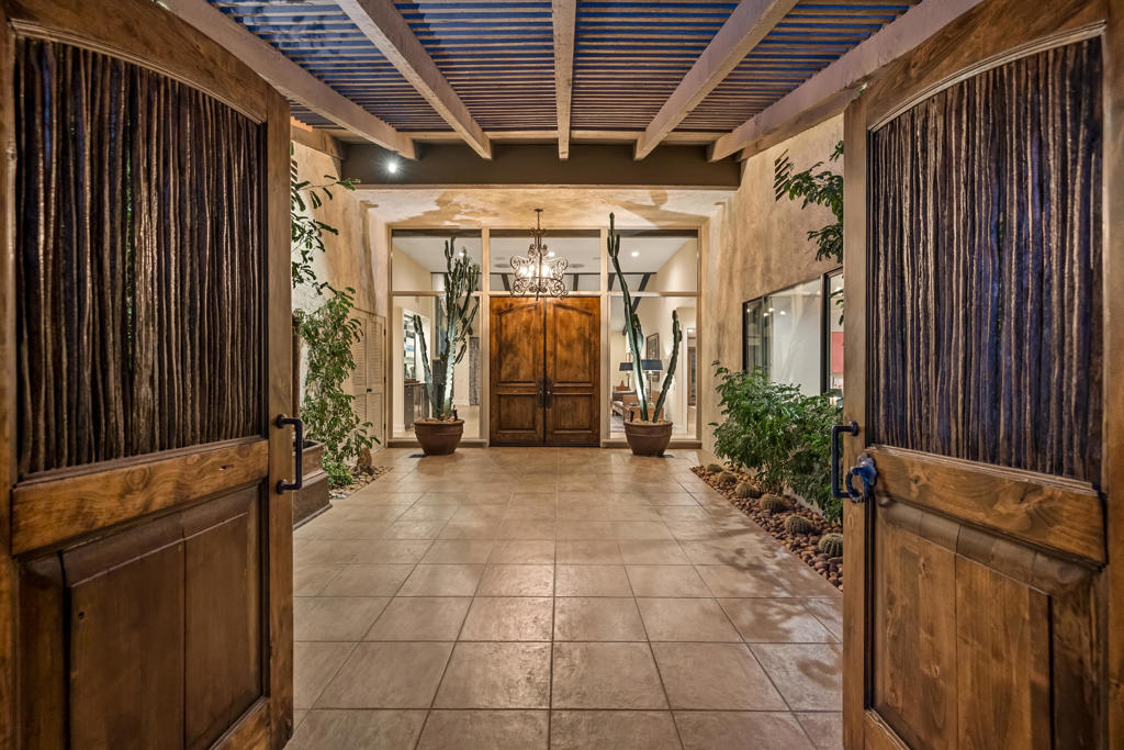 Thunderbird Villas - Residential