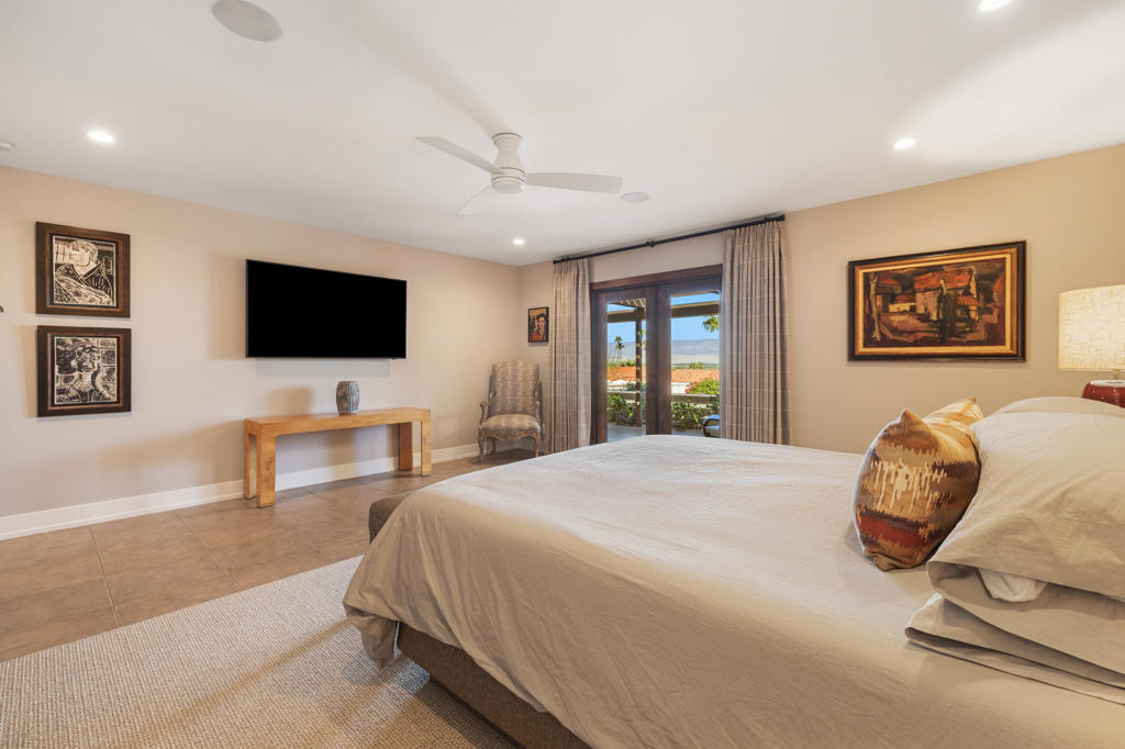 Thunderbird Villas - Residential