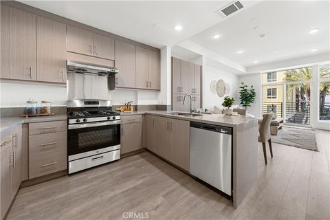 Photo of 168 S Monterey Street #202, Alhambra, CA 91801 (MLS # WS25131418)