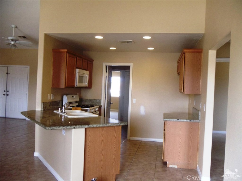 Vista Del Mar - Residential