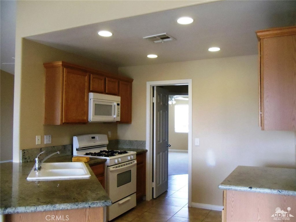 Vista Del Mar - Residential