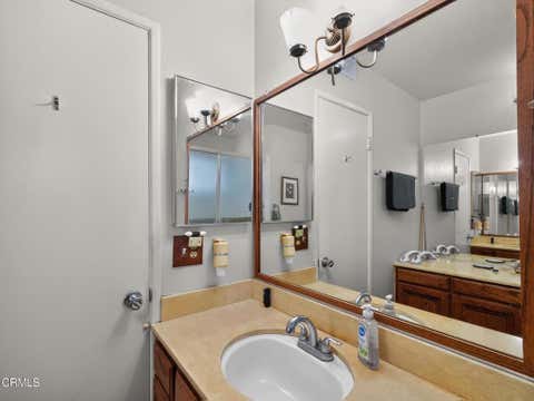 Tiny photo for 2163 Palos Court, Thousand Oaks, CA 91320 (MLS # V1-37726)