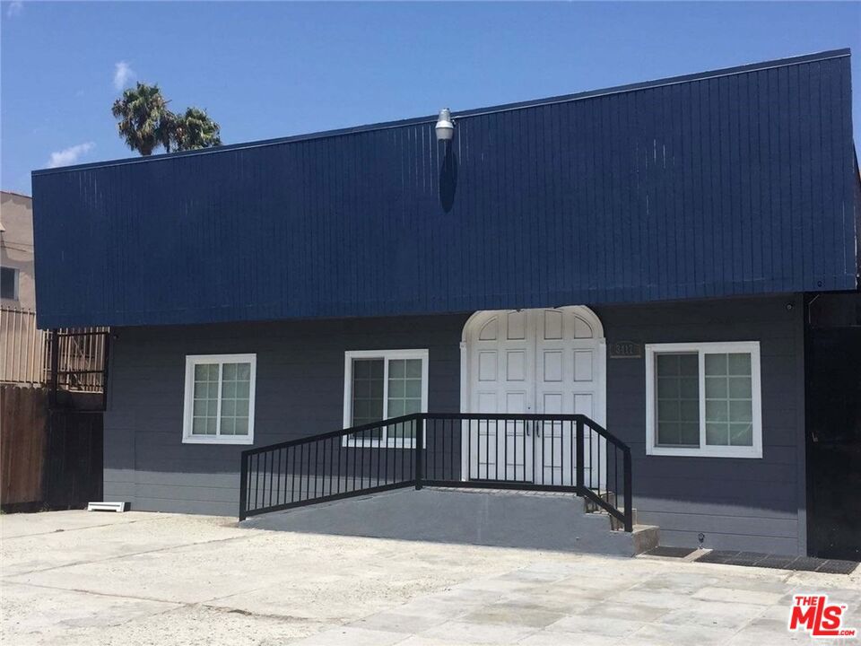 3417 W Washington Boulevard