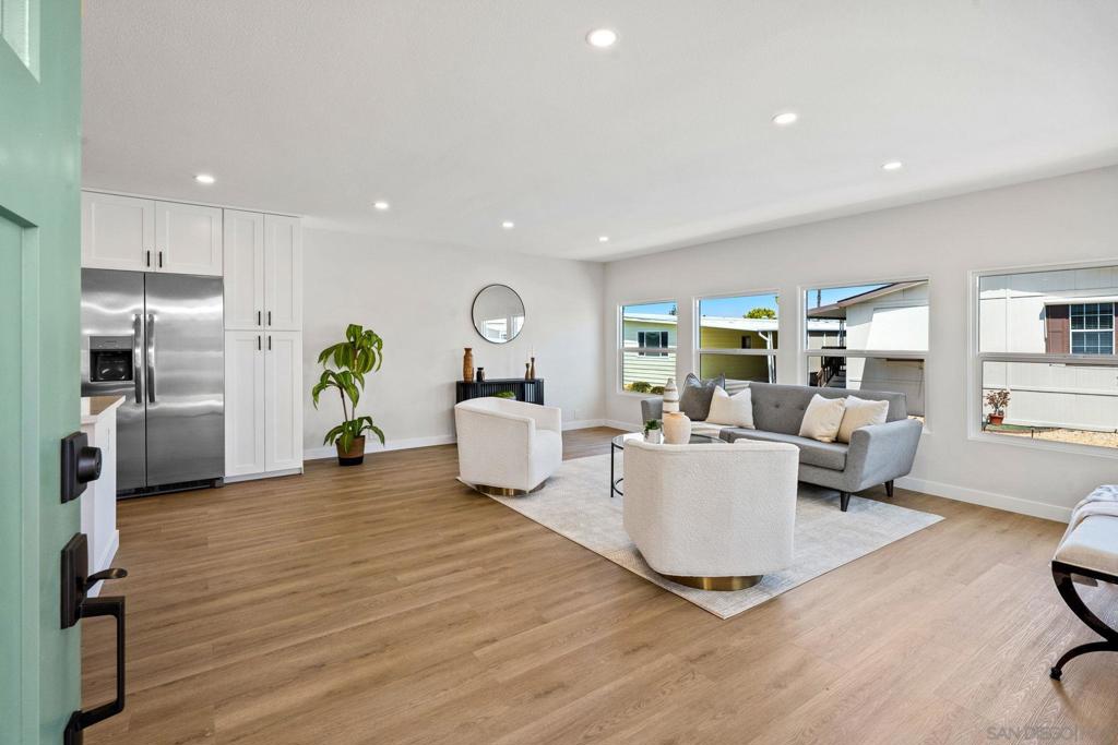 8301 Mission Gorge Rd 170