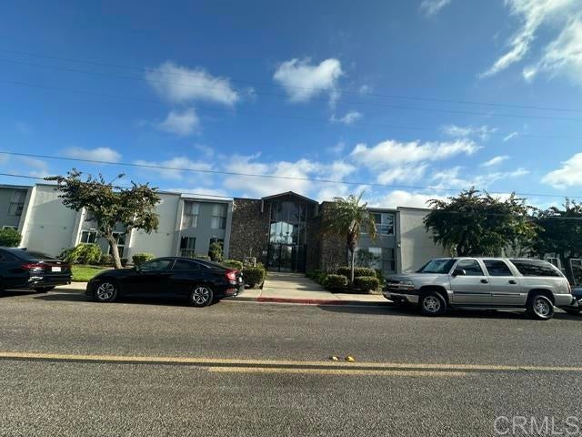 279 Moss Street
