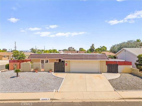 25925 Roanoke Road Sun City CA 92586