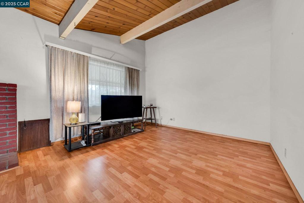 SOUTHSHORE - Residential