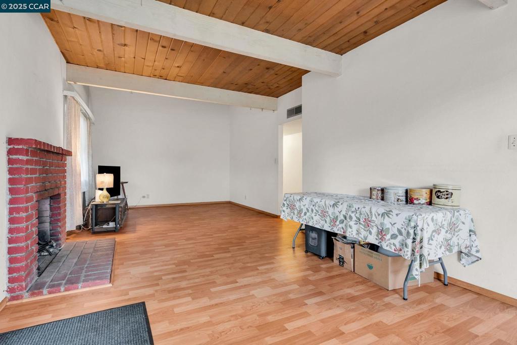 SOUTHSHORE - Residential