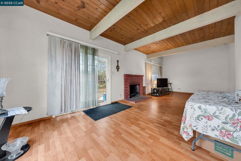 SOUTHSHORE - Residential