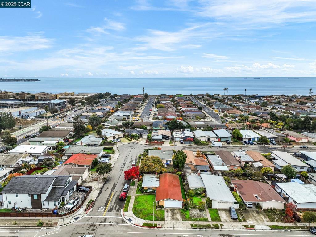 SOUTHSHORE - Residential