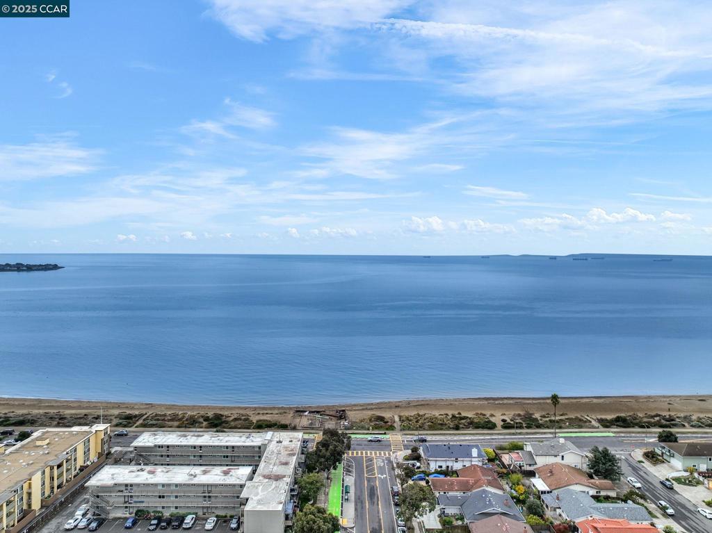 SOUTHSHORE - Residential