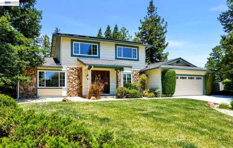 Photo of 2539 Aranda Dr DR, San Ramon, CA 94583 (MLS # 41138761)
