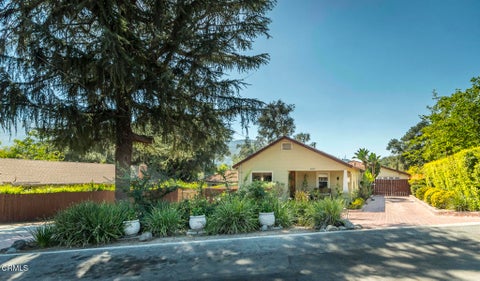 Photo of 4021 Liberty Avenue N, Glendale, CA 91214 (MLS # P1-29135)