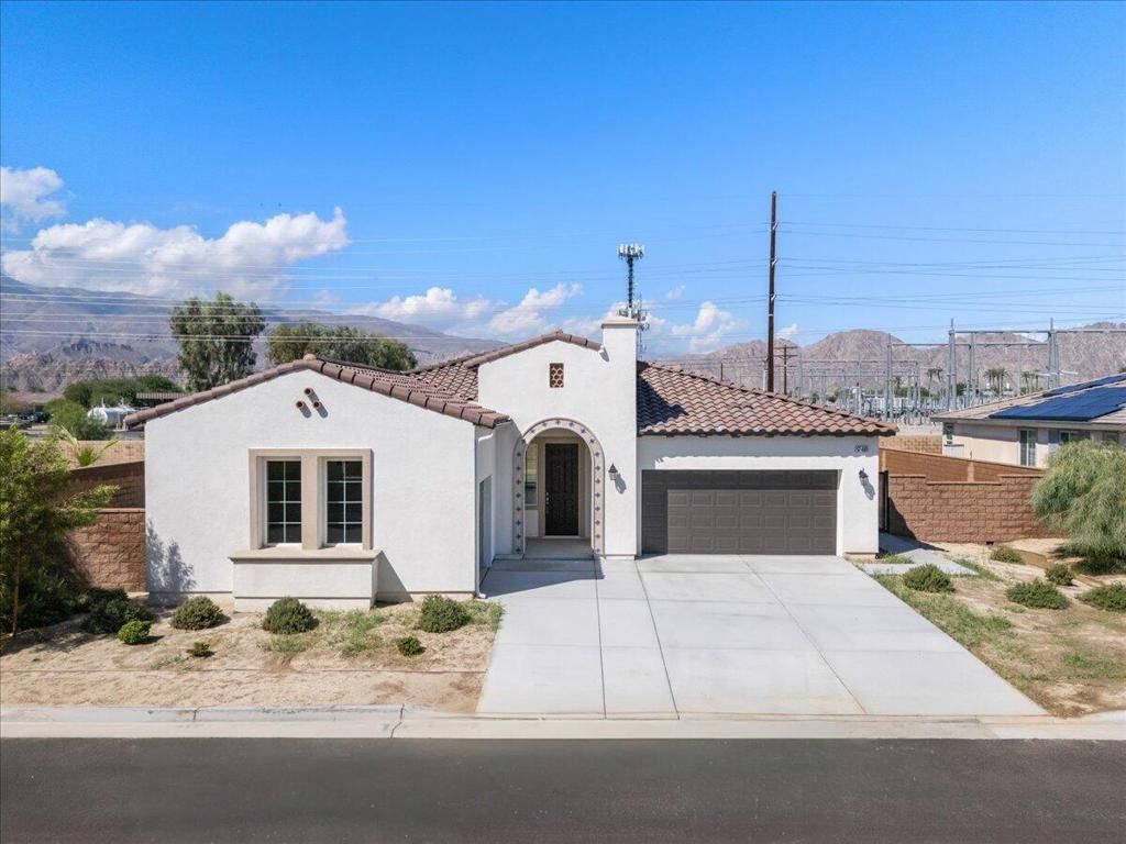 Photo of 57683 Cantata Drive, La Quinta, CA 92253 (MLS # 219135893DA)