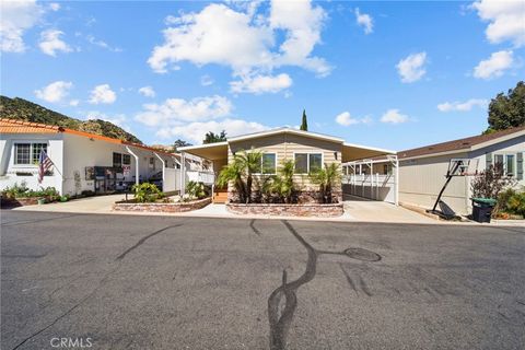 Photo of 31301 Lakehills Road #80, Castaic, CA 91384 (MLS # SR26089387)