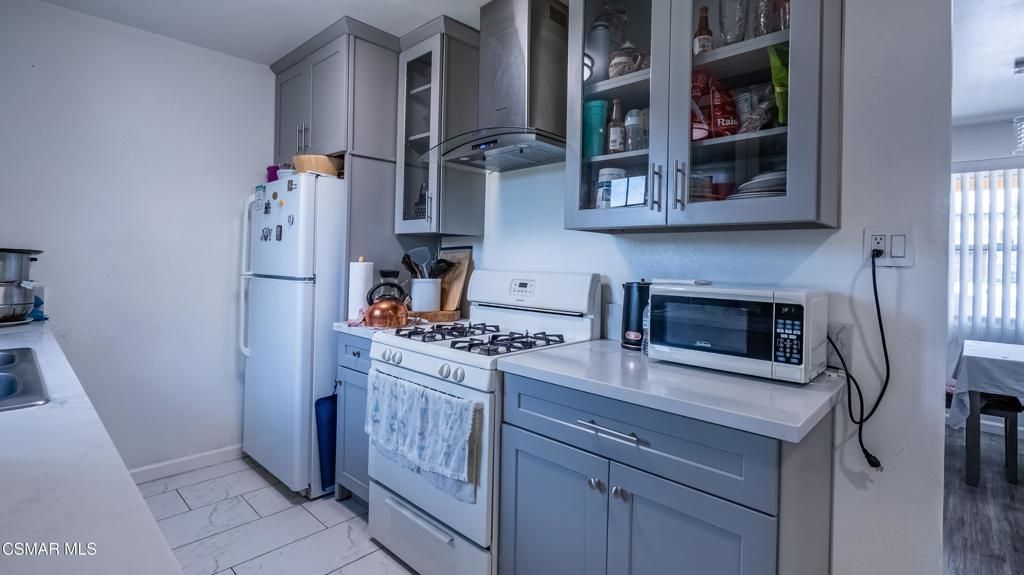 Photo of 1163 W Ventura Street, Fillmore, CA 93015 (MLS # 226000641)