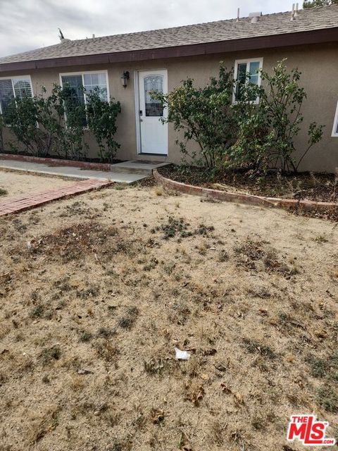 Photo of 74077 Pinon Drive, Twentynine Palms, CA 92277 (MLS # 26750475)