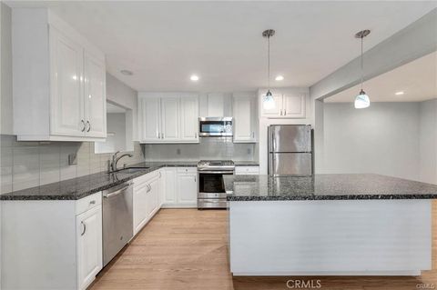 Photo of 14728 Magnolia Boulevard #2, Sherman Oaks, CA 91403 (MLS # SR26003399)