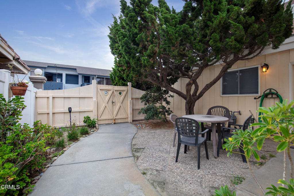 Oxnard Shores 01 - 127701 - Residential