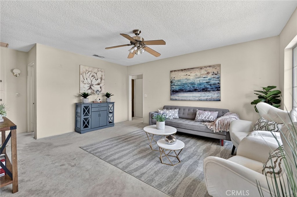 9686 LIVE OAK Avenue