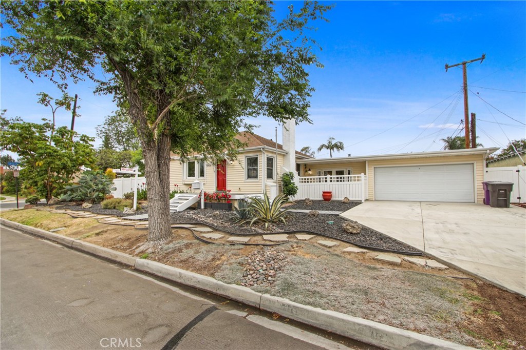 Artcraft Manor (AM) - Residential