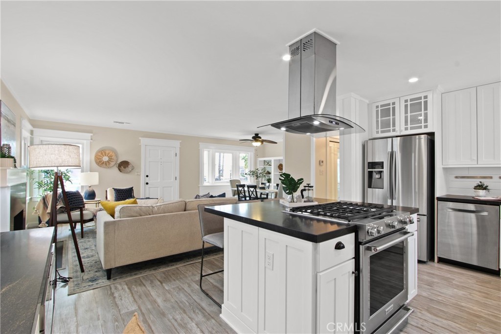Artcraft Manor (AM) - Residential