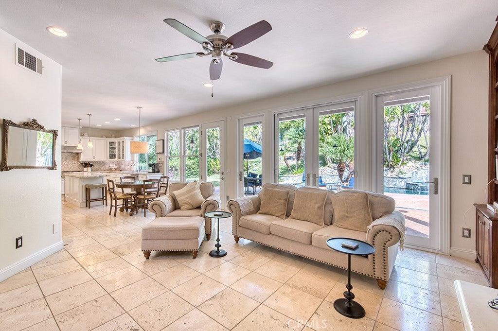 Trabuco Canyon, California, 92679, United States, 5 Bedrooms Bedrooms, ,3 BathroomsBathrooms,Residential,Active,2020129