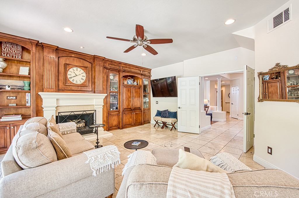 Trabuco Canyon, California, 92679, United States, 5 Bedrooms Bedrooms, ,3 BathroomsBathrooms,Residential,Active,2020129