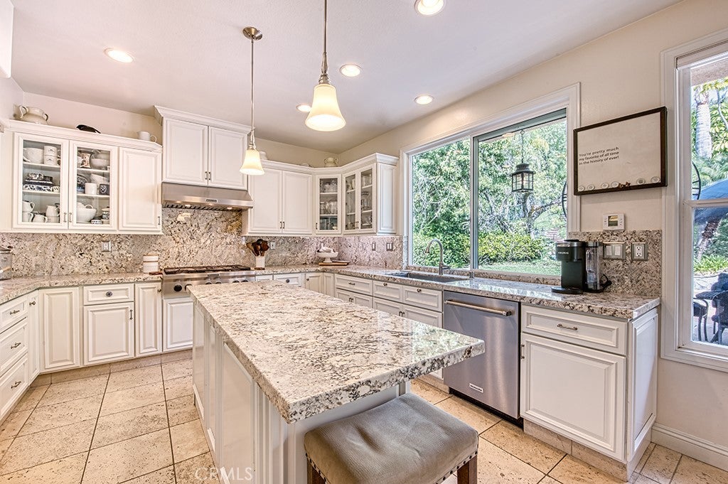 Trabuco Canyon, California, 92679, United States, 5 Bedrooms Bedrooms, ,3 BathroomsBathrooms,Residential,Active,2020129