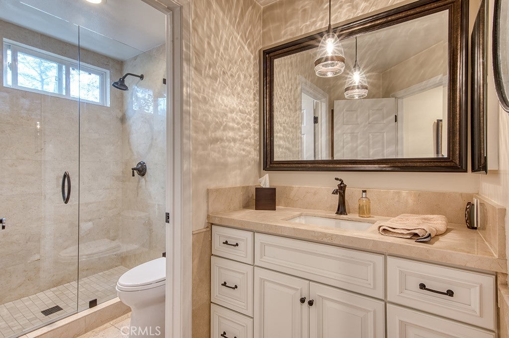 Trabuco Canyon, California, 92679, United States, 5 Bedrooms Bedrooms, ,3 BathroomsBathrooms,Residential,Active,2020129