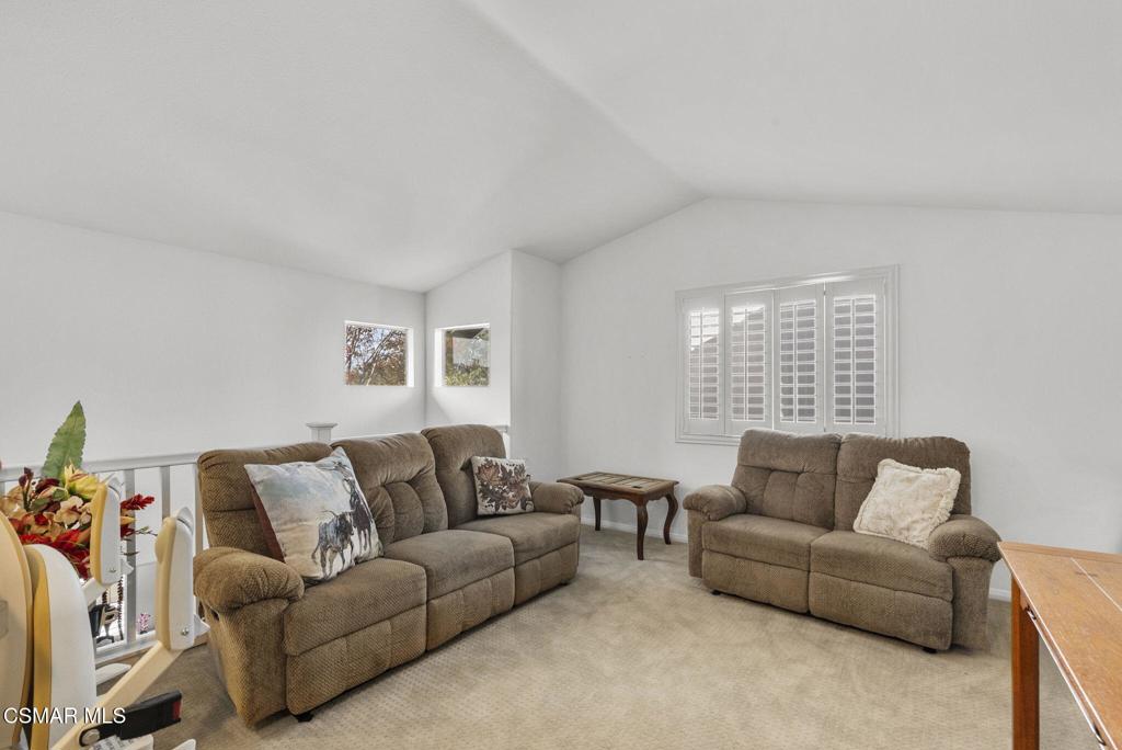 Paseo de Flores-505 - 1005142 - Residential