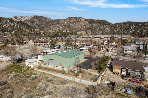 Photo of 3212 Mt Pinos Way, Frazier Park, CA 93225 (MLS # SR26060960)