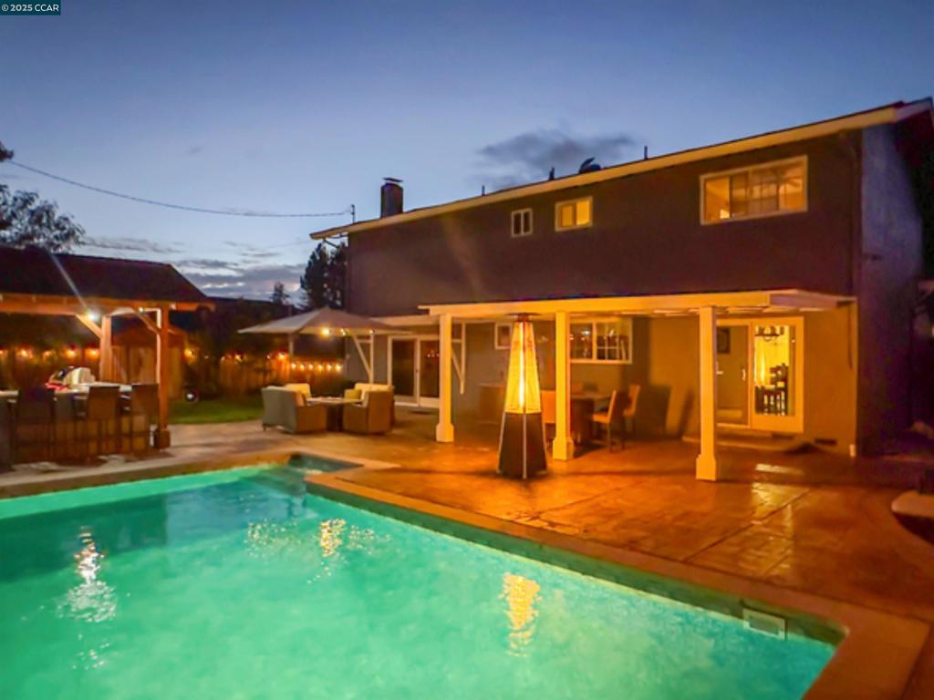 YGNACIO WOODS - Residential