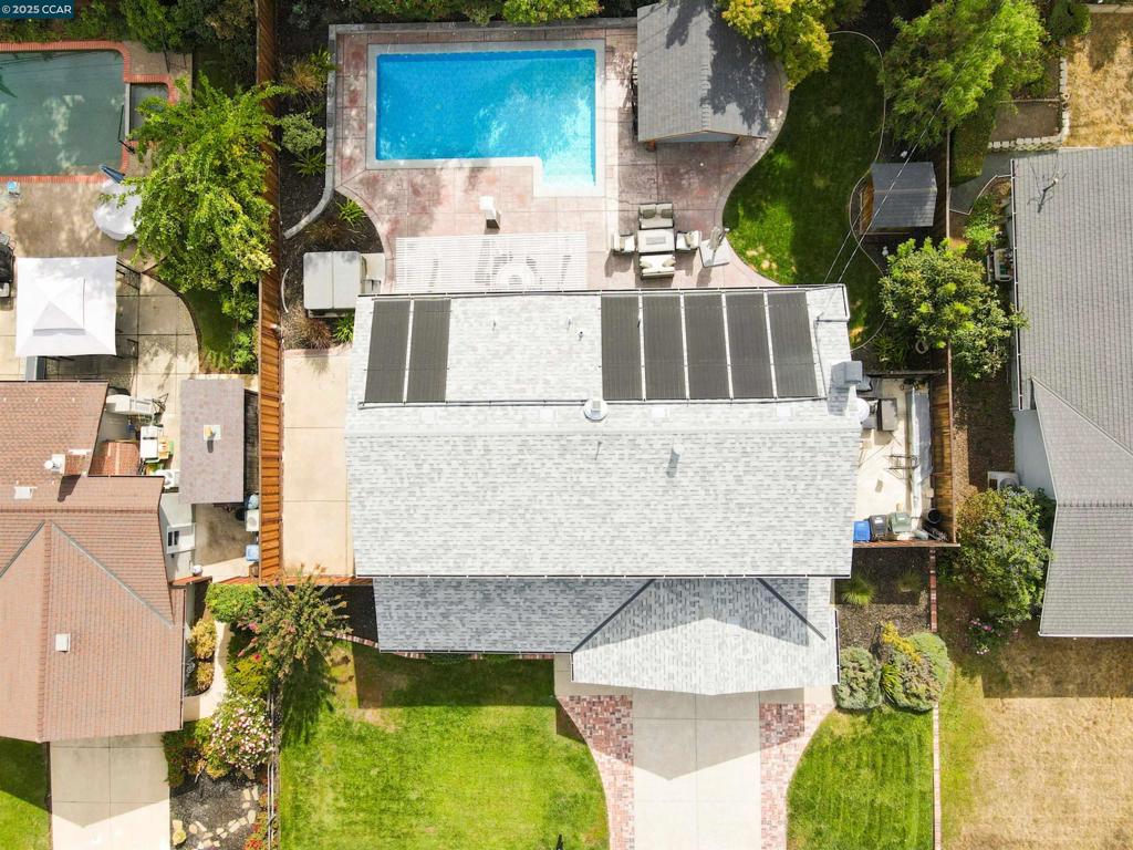 YGNACIO WOODS - Residential