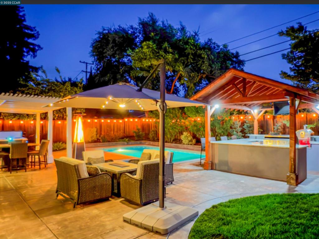 YGNACIO WOODS - Residential