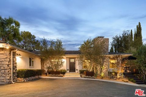 5117 Lubao Avenue Woodland Hills CA 91364